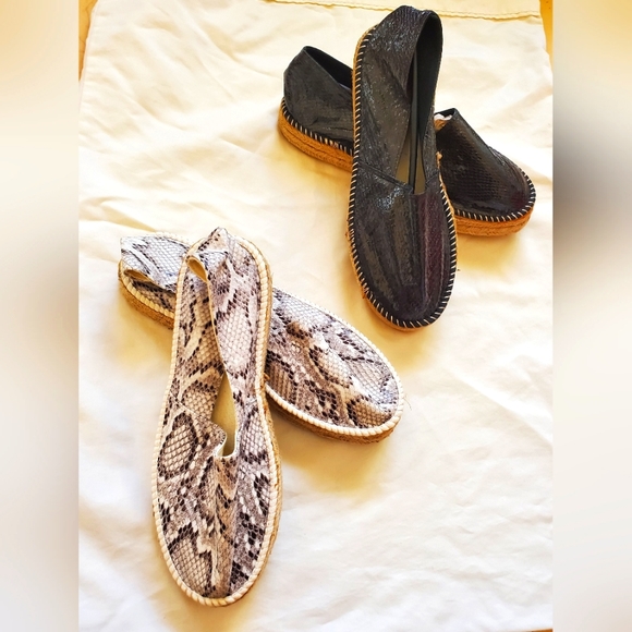 2 for 1 JustFab Loafers Snake skin look brand new in box - Picture 3 of 16